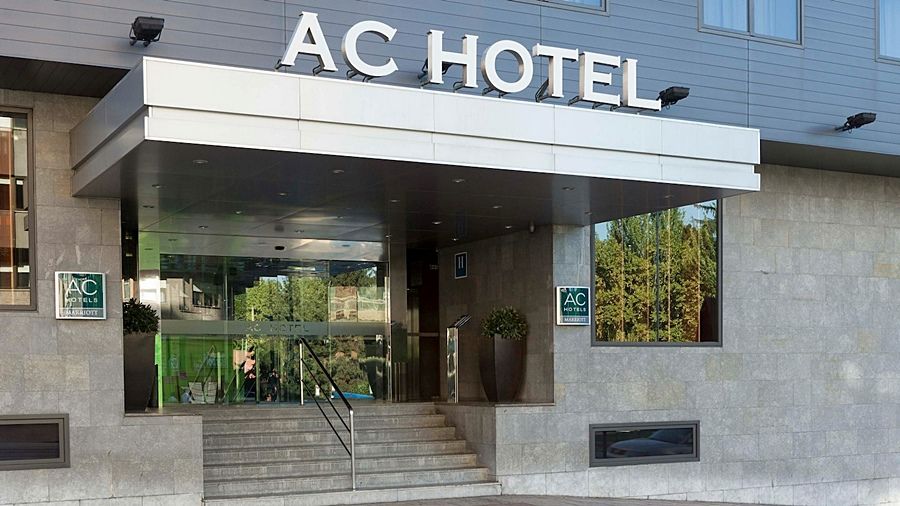 Ac Hotel Ponferrada By Marriott Exterior photo